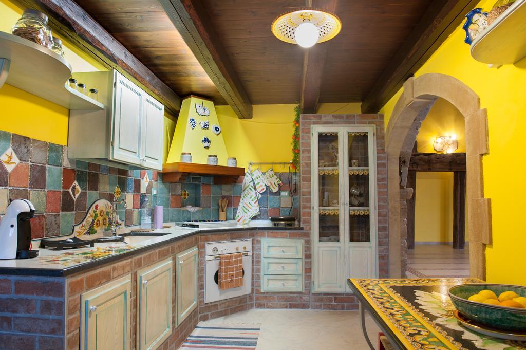 Il Vecchio Frantoio Villa Augusta Exterior photo